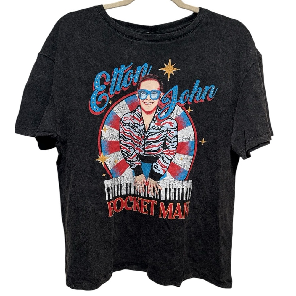 Elton John Black Graphic T-Shirt NWT Size M